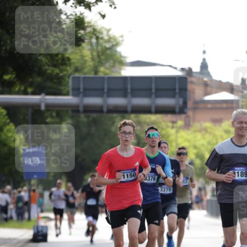 29.06.2025 - hella hamburg halbmarathon Jannik Wohlers http://msf.ph/oto/8185350 29.06.2025 09:43:24 Lombardsbrücke 2075, 2203, 3189, 3379, 8318, 8376, 9804, 10351, 11150, 13941, 15023, 15136, 17040, 17893, 18763, 18832 meine-sportfotos.de