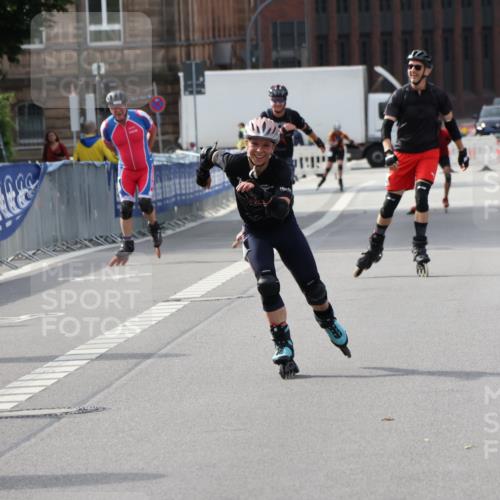 29.06.2025 - hella hamburg halbmarathon Strokosch-Dieckow http://msf.ph/oto/8185404 29.06.2025 09:25:38 Ziel 20005, 20172, 20174, 20423 meine-sportfotos.de