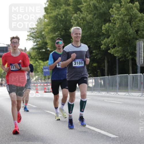 29.06.2025 - hella hamburg halbmarathon Jannik Wohlers http://msf.ph/oto/8185451 29.06.2025 09:43:26 Lombardsbrücke 2075, 2203, 2483, 3189, 3379, 8318, 8376, 9804, 10351, 11150, 13941, 15023, 15136, 17040, 17893, 18763, 18832 meine-sportfotos.de