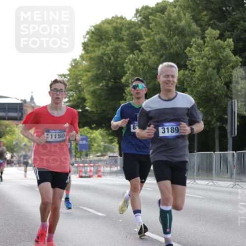 29.06.2025 - hella hamburg halbmarathon Jannik Wohlers http://msf.ph/oto/8185476 29.06.2025 09:43:27 Lombardsbrücke 2075, 2203, 2483, 3189, 3379, 8318, 8376, 9804, 10351, 11150, 13941, 15023, 15136, 17040, 17893, 18763, 18832 meine-sportfotos.de