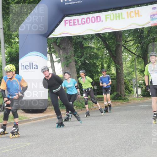 29.06.2025 - hella hamburg halbmarathon KatJ http://msf.ph/oto/8185477 29.06.2025 09:24:38 Zwischen KM18-KM19  meine-sportfotos.de
