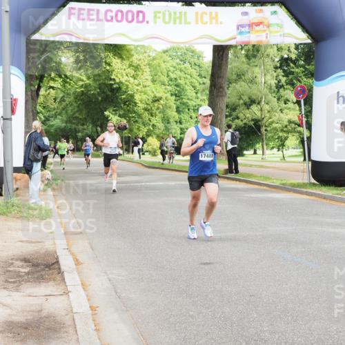 29.06.2025 - hella hamburg halbmarathon MichiJ http://msf.ph/oto/8185505 29.06.2025 10:18:35 Zwischen KM18-KM19 2075, 12189, 14140, 15883 meine-sportfotos.de