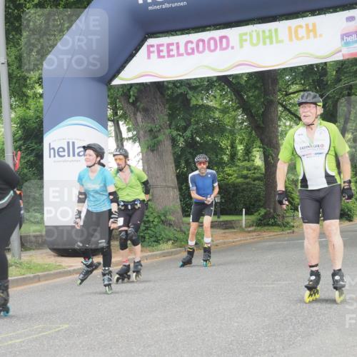 29.06.2025 - hella hamburg halbmarathon KatJ http://msf.ph/oto/8185562 29.06.2025 09:24:39 Zwischen KM18-KM19  meine-sportfotos.de