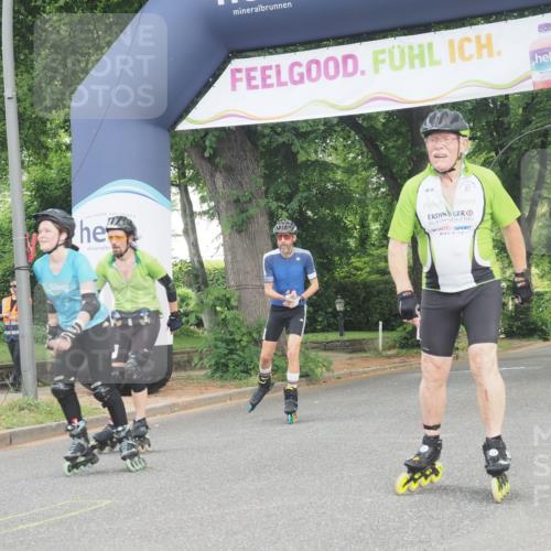29.06.2025 - hella hamburg halbmarathon KatJ http://msf.ph/oto/8185664 29.06.2025 09:24:39 Zwischen KM18-KM19  meine-sportfotos.de