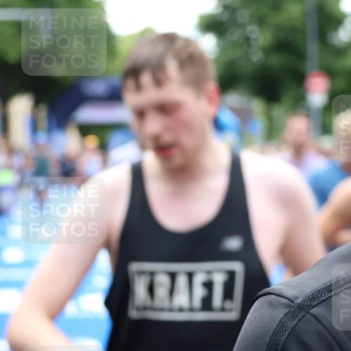 29.06.2025 - hella hamburg halbmarathon Zöllner http://msf.ph/oto/8185680 29.06.2025 10:42:38 Ziel 1209, 1735, 4235, 7508, 13446, 13483, 16295, 16333, 17000, 17016, 18275, 18632, 18680 meine-sportfotos.de