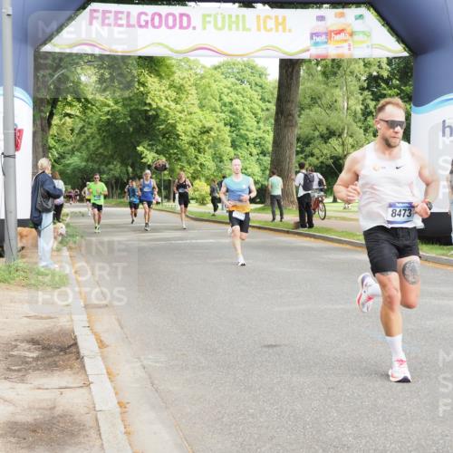 29.06.2025 - hella hamburg halbmarathon MichiJ http://msf.ph/oto/8185681 29.06.2025 10:18:38 Zwischen KM18-KM19 8473, 12189, 14140, 15883 meine-sportfotos.de