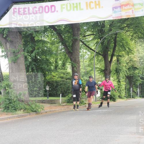 29.06.2025 - hella hamburg halbmarathon KatJ http://msf.ph/oto/8185763 29.06.2025 09:24:43 Zwischen KM18-KM19  meine-sportfotos.de