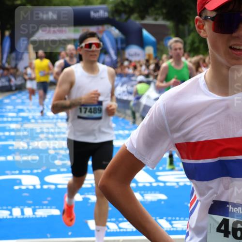 29.06.2025 - hella hamburg halbmarathon Zöllner http://msf.ph/oto/8185839 29.06.2025 10:33:31 Ziel 4602, 8956, 15326, 16931, 17056, 17489, 18731 meine-sportfotos.de