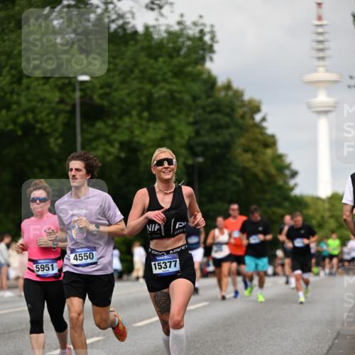 29.06.2025 - hella hamburg halbmarathon Dr. Thomas Lammeyer http://msf.ph/oto/8185842 29.06.2025 10:10:50 Kennedybrücke 1245, 1766, 1981, 4550, 4666, 5951, 6314, 6572, 6664, 8051, 8960, 9560, 10212, 10297, 10736, 10886 meine-sportfotos.de