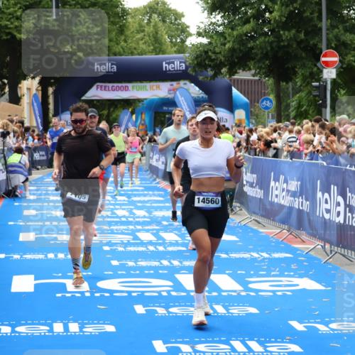 29.06.2025 - hella hamburg halbmarathon Zöllner http://msf.ph/oto/8185863 29.06.2025 10:42:53 Ziel 5011, 5477, 7105, 13398, 13725, 14447, 14560, 14813, 15297, 15301, 15851, 18559, 18659 meine-sportfotos.de