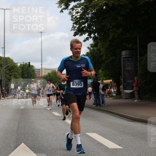 29.06.2025 - hella hamburg halbmarathon Yannick Fuchs http://msf.ph/oto/8185885 29.06.2025 10:29:38 20KM 1002, 1217, 1562, 4477, 5048, 5152, 6169, 6878, 7972, 8395, 8864, 8901, 9686, 12204, 12369, 14069, 14388, 14603, 14952, 15391, 15991, 16140, 16712, 16963, 17014, 17643, 18419, 19022 meine-sportfotos.de