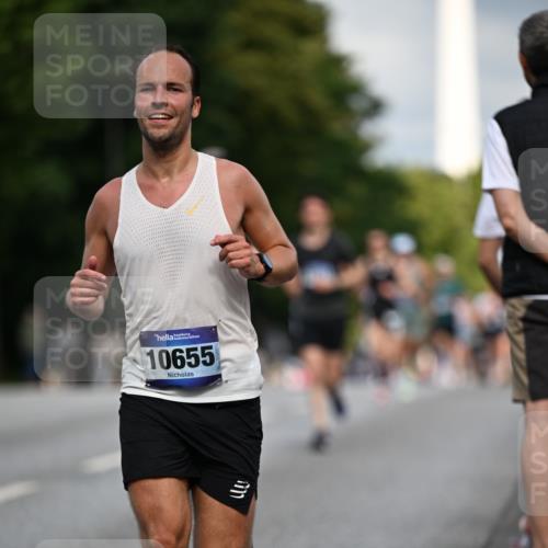 29.06.2025 - hella hamburg halbmarathon Dr. Thomas Lammeyer http://msf.ph/oto/8185963 29.06.2025 09:47:24 Kennedybrücke 1122, 1953, 3189, 5308, 5344, 7231, 7793, 8975, 9047, 9079, 10106, 10173, 10790, 11150 meine-sportfotos.de