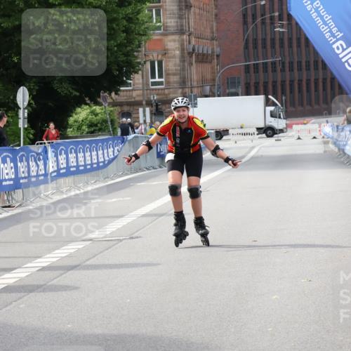 29.06.2025 - hella hamburg halbmarathon Strokosch-Dieckow http://msf.ph/oto/8185993 29.06.2025 09:26:02 Ziel 20463 meine-sportfotos.de