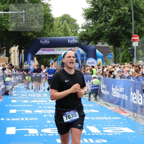 29.06.2025 - hella hamburg halbmarathon Zöllner http://msf.ph/oto/8186182 29.06.2025 10:43:06 Ziel 4229, 6721, 7035, 7451, 8218, 9364, 9833, 10469, 12657, 12723, 12776, 12839, 17177, 19038 meine-sportfotos.de