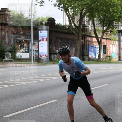 29.06.2025 - hella hamburg halbmarathon Yannick Fuchs http://msf.ph/oto/8186200 29.06.2025 09:10:18 20KM 3 meine-sportfotos.de