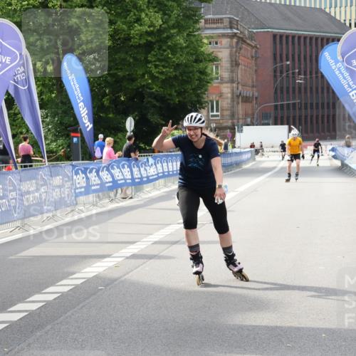 29.06.2025 - hella hamburg halbmarathon Strokosch-Dieckow http://msf.ph/oto/8186266 29.06.2025 09:26:37 Ziel 20018, 20539 meine-sportfotos.de