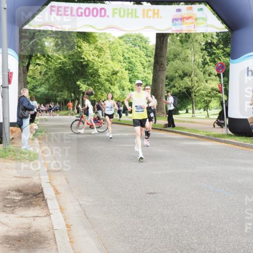 29.06.2025 - hella hamburg halbmarathon MichiJ http://msf.ph/oto/8186273 29.06.2025 10:18:47 Zwischen KM18-KM19 1827, 7389, 8975, 10486, 16711, 17374, 17428 meine-sportfotos.de