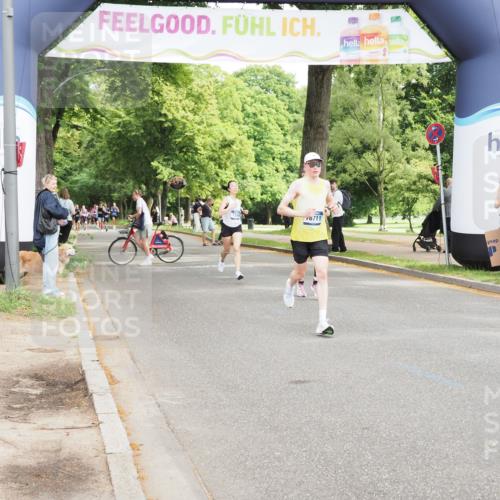 29.06.2025 - hella hamburg halbmarathon MichiJ http://msf.ph/oto/8186309 29.06.2025 10:18:47 Zwischen KM18-KM19 1827, 7389, 8975, 10486, 16711, 17374, 17428 meine-sportfotos.de