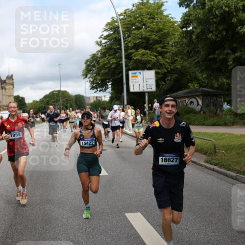 29.06.2025 - hella hamburg halbmarathon Yannick Fuchs http://msf.ph/oto/8186402 29.06.2025 10:43:37 20KM 1094, 1342, 1381, 1476, 2013, 2504, 2516, 2592, 2596, 2706, 2878, 2889, 2937, 3060, 3692, 4017, 4832, 5460, 6115, 6158, 7067, 7297, 7332, 8112, 8437, 8821, 9038, 9126, 9200, 9213, 9463, 9619, 9649, 9695, 9924, 9965, 10184, 11340, 11519, 11819, 11977, 12035, 12094, 12271, 12421, 12670, 13233, 13688, 13690, 14526, 15422, 15523, 16114, 16627, 16653, 16731, 16891, 17753, 17908, 18058, 18842, 18926, 19109 meine-sportfotos.de