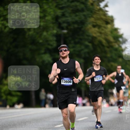 29.06.2025 - hella hamburg halbmarathon Dr. Thomas Lammeyer http://msf.ph/oto/8186455 29.06.2025 09:47:26 Kennedybrücke 1122, 1953, 5308, 5344, 7231, 7793, 8975, 9047, 9079, 10106, 10173, 10790, 11150 meine-sportfotos.de