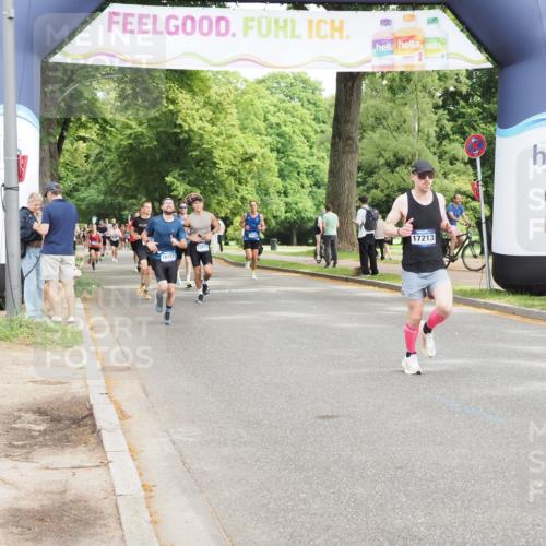 29.06.2025 - hella hamburg halbmarathon MichiJ http://msf.ph/oto/8186587 29.06.2025 10:18:59 Zwischen KM18-KM19 12287, 17213 meine-sportfotos.de