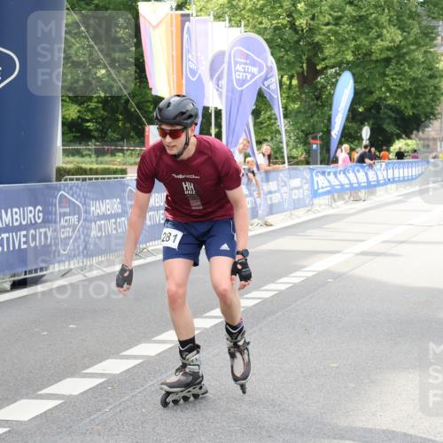 29.06.2025 - hella hamburg halbmarathon Strokosch-Dieckow http://msf.ph/oto/8186819 29.06.2025 09:27:00 Ziel 20220, 20281, 20283 meine-sportfotos.de