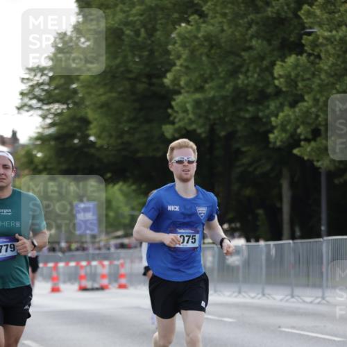 29.06.2025 - hella hamburg halbmarathon Jannik Wohlers http://msf.ph/oto/8186824 29.06.2025 09:44:02 Lombardsbrücke 2879, 3075, 3968, 5344, 7793, 8975, 9079, 10106, 10173, 10790, 11877, 13779, 14828, 15655, 16118, 17258, 18699, 19114 meine-sportfotos.de