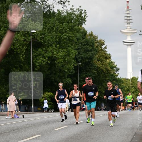 29.06.2025 - hella hamburg halbmarathon Dr. Thomas Lammeyer http://msf.ph/oto/8186943 29.06.2025 10:10:52 Kennedybrücke 1245, 1766, 1981, 4550, 4666, 5951, 6314, 6572, 6664, 8051, 8960, 9560, 10212, 10297, 10736, 10886 meine-sportfotos.de
