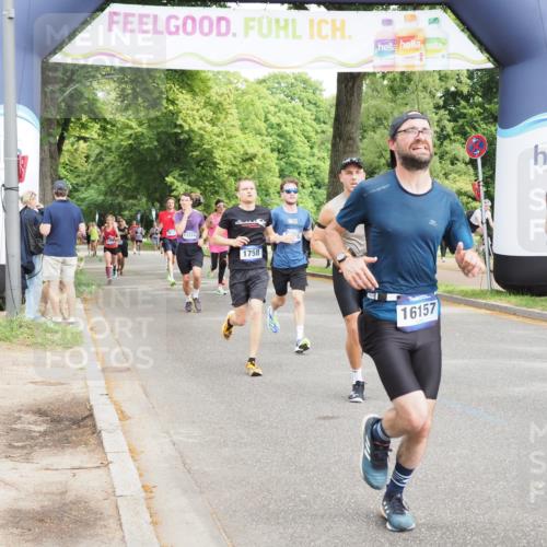 29.06.2025 - hella hamburg halbmarathon MichiJ http://msf.ph/oto/8186991 29.06.2025 10:19:02 Zwischen KM18-KM19 1758, 5328, 12287, 13374, 16157, 17213, 18874 meine-sportfotos.de