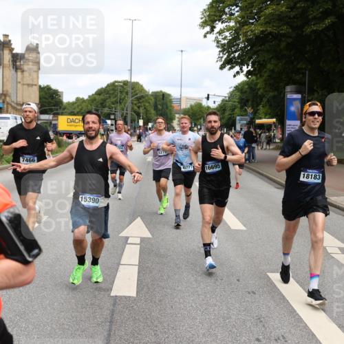 29.06.2025 - hella hamburg halbmarathon Yannick Fuchs http://msf.ph/oto/8187018 29.06.2025 10:30:04 20KM 57, 1344, 1889, 4050, 4740, 4944, 5269, 5554, 6704, 7466, 7867, 8901, 10771, 11559, 11898, 12044, 12751, 13798, 14629, 14841, 14952, 15390, 15391, 15931, 16177, 16695, 16811, 16964, 17022, 17643, 17826, 18183, 18220, 18237 meine-sportfotos.de