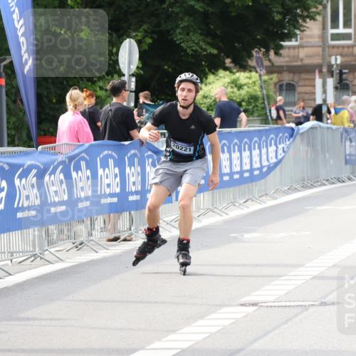 29.06.2025 - hella hamburg halbmarathon Strokosch-Dieckow http://msf.ph/oto/8187044 29.06.2025 09:27:22 Ziel 20040, 20221 meine-sportfotos.de