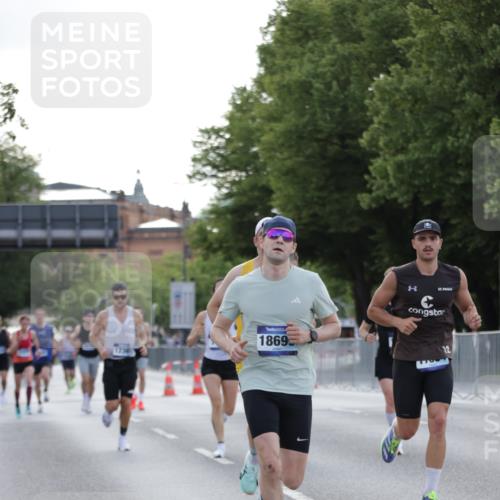 29.06.2025 - hella hamburg halbmarathon Jannik Wohlers http://msf.ph/oto/8187063 29.06.2025 09:44:07 Lombardsbrücke 1065, 2879, 3075, 3968, 5344, 7349, 8975, 9079, 10106, 10173, 10790, 11877, 12337, 12369, 13779, 14828, 15576, 15655, 15880, 16118, 17258, 17354, 18699, 19114 meine-sportfotos.de