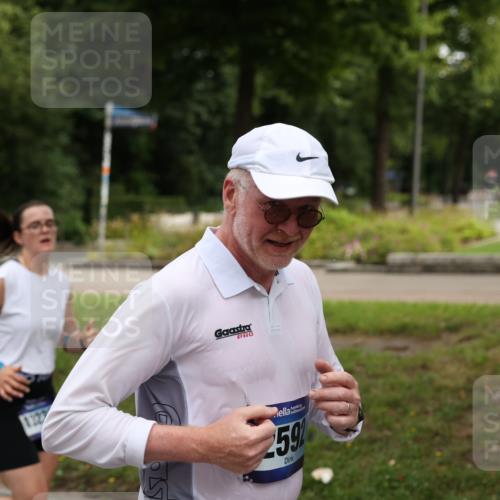 29.06.2025 - hella hamburg halbmarathon Yannick Fuchs http://msf.ph/oto/8187153 29.06.2025 10:43:40 20KM 1094, 1342, 1476, 2013, 2504, 2516, 2592, 2596, 2706, 2878, 2889, 2937, 3060, 3692, 4017, 4832, 5460, 5978, 6115, 6158, 7297, 7332, 7657, 8112, 8437, 9038, 9126, 9200, 9463, 9491, 9597, 9619, 9695, 9723, 9924, 9965, 10189, 11340, 11519, 11819, 11977, 12035, 12271, 12670, 13233, 13688, 13690, 14526, 14838, 15422, 15519, 15523, 16114, 16653, 16731, 16738, 16843, 16891, 17753, 17908, 18058, 18842, 18926, 18960, 19109 meine-sportfotos.de