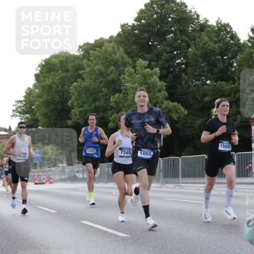 29.06.2025 - hella hamburg halbmarathon Jannik Wohlers http://msf.ph/oto/8187181 29.06.2025 09:44:09 Lombardsbrücke 1065, 2021, 2879, 3075, 3968, 5344, 7349, 10106, 10790, 11877, 12337, 12369, 13779, 14828, 15576, 15655, 15880, 16118, 17258, 17354, 18699, 19114 meine-sportfotos.de