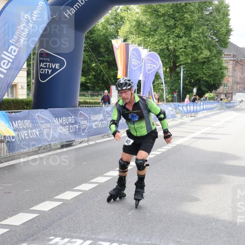 29.06.2025 - hella hamburg halbmarathon Strokosch-Dieckow http://msf.ph/oto/8187192 29.06.2025 09:27:29 Ziel 20040 meine-sportfotos.de