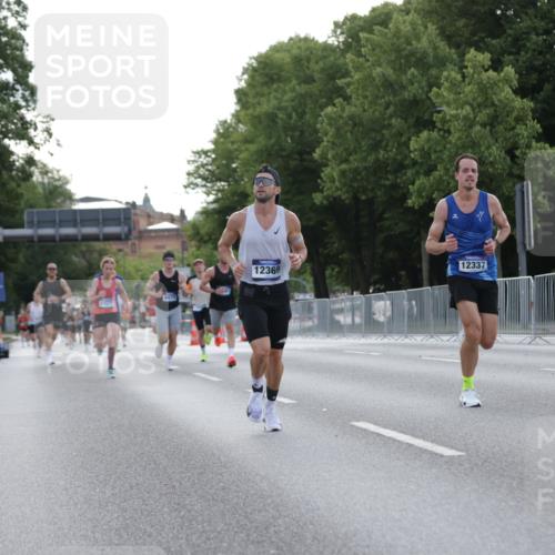 29.06.2025 - hella hamburg halbmarathon Jannik Wohlers http://msf.ph/oto/8187243 29.06.2025 09:44:10 Lombardsbrücke 1065, 2021, 2879, 3075, 3845, 3968, 4678, 5344, 7349, 10106, 10790, 11877, 12337, 12369, 13779, 14828, 15576, 15655, 15880, 16118, 17258, 17354, 18567, 18699, 19114 meine-sportfotos.de