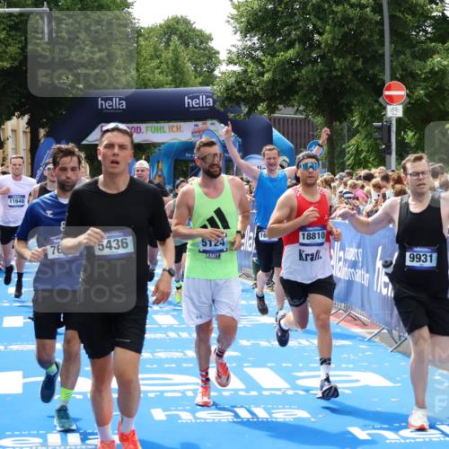 29.06.2025 - hella hamburg halbmarathon Zöllner http://msf.ph/oto/8187257 29.06.2025 10:43:36 Ziel 4080, 5124, 5436, 7635, 9931, 10246, 11648, 12623, 13996, 14484, 14690, 16338, 17912, 18513, 18775, 18810, 19229 meine-sportfotos.de