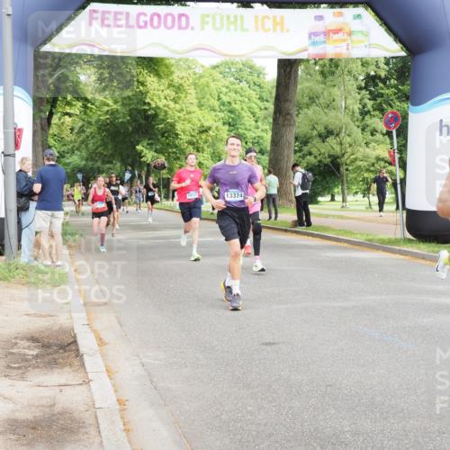 29.06.2025 - hella hamburg halbmarathon MichiJ http://msf.ph/oto/8187266 29.06.2025 10:19:04 Zwischen KM18-KM19 1758, 5328, 12287, 12337, 13374, 16118, 16157, 17213, 18737, 18874 meine-sportfotos.de