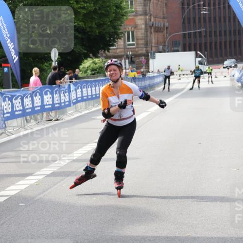 29.06.2025 - hella hamburg halbmarathon Strokosch-Dieckow http://msf.ph/oto/8187293 29.06.2025 09:27:55 Ziel 20140 meine-sportfotos.de