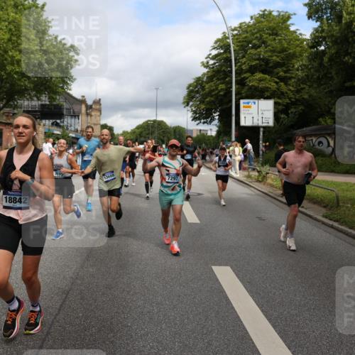 29.06.2025 - hella hamburg halbmarathon Yannick Fuchs http://msf.ph/oto/8187297 29.06.2025 10:43:42 20KM 1342, 1476, 2013, 2504, 2516, 2592, 2596, 2706, 2878, 2889, 2937, 3060, 3562, 3692, 4017, 4832, 5460, 5978, 6115, 6158, 7100, 7297, 7332, 7657, 8112, 8437, 9038, 9126, 9200, 9463, 9491, 9597, 9619, 9695, 9723, 9924, 9965, 10189, 11340, 11519, 11819, 11977, 12035, 12271, 12670, 13233, 13688, 13690, 13976, 14526, 14838, 15422, 15519, 15523, 16114, 16653, 16731, 16738, 16843, 16877, 16891, 17753, 17908, 18058, 18350, 18842, 18926, 18960, 19109 meine-sportfotos.de