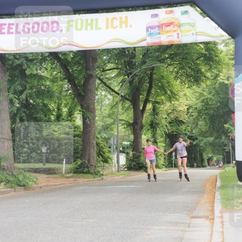 29.06.2025 - hella hamburg halbmarathon KatJ http://msf.ph/oto/8187516 29.06.2025 09:25:31 Zwischen KM18-KM19  meine-sportfotos.de