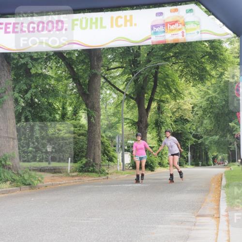 29.06.2025 - hella hamburg halbmarathon KatJ http://msf.ph/oto/8187615 29.06.2025 09:25:32 Zwischen KM18-KM19  meine-sportfotos.de