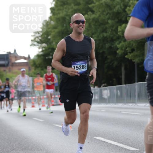 29.06.2025 - hella hamburg halbmarathon Jannik Wohlers http://msf.ph/oto/8187648 29.06.2025 09:44:17 Lombardsbrücke 1065, 2021, 3075, 3845, 3968, 4678, 7349, 8473, 8731, 12337, 12369, 13779, 15268, 15576, 15583, 15880, 16736, 17354, 18567, 18699, 19114 meine-sportfotos.de