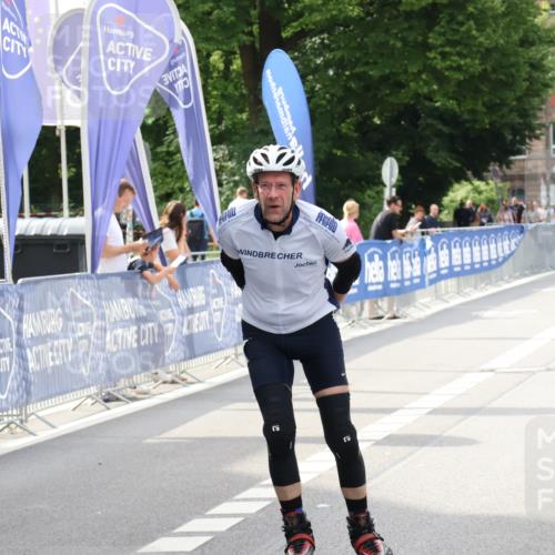 29.06.2025 - hella hamburg halbmarathon Strokosch-Dieckow http://msf.ph/oto/8187660 29.06.2025 09:28:11 Ziel 20058, 20228, 20379 meine-sportfotos.de