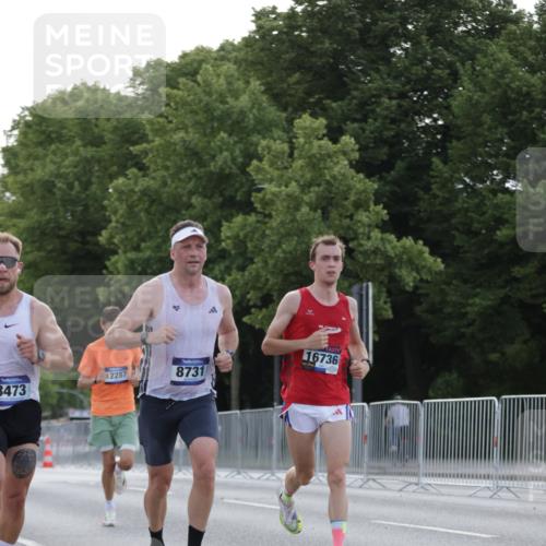 29.06.2025 - hella hamburg halbmarathon Jannik Wohlers http://msf.ph/oto/8187744 29.06.2025 09:44:21 Lombardsbrücke 1065, 2021, 3845, 3968, 4678, 5367, 7349, 8473, 8731, 10156, 12287, 12337, 12369, 13956, 15268, 15576, 15583, 15880, 16377, 16736, 17354, 18567, 18699, 19114 meine-sportfotos.de