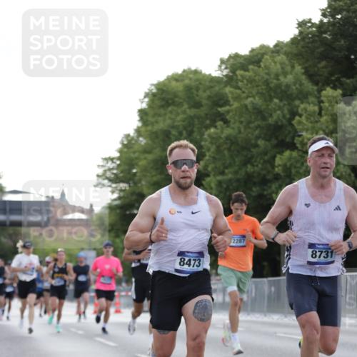 29.06.2025 - hella hamburg halbmarathon Jannik Wohlers http://msf.ph/oto/8187750 29.06.2025 09:44:21 Lombardsbrücke 1065, 2021, 3845, 3968, 4678, 5367, 7349, 8473, 8731, 10156, 12287, 12337, 12369, 13956, 15268, 15576, 15583, 15880, 16377, 16736, 17354, 18567, 18699, 19114 meine-sportfotos.de