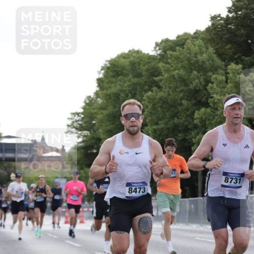 29.06.2025 - hella hamburg halbmarathon Jannik Wohlers http://msf.ph/oto/8187755 29.06.2025 09:44:21 Lombardsbrücke 1065, 2021, 3845, 3968, 4678, 5367, 7349, 8473, 8731, 10156, 12287, 12337, 12369, 13956, 15268, 15576, 15583, 15880, 16377, 16736, 17354, 18567, 18699, 19114 meine-sportfotos.de