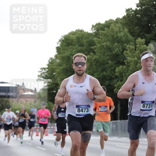 29.06.2025 - hella hamburg halbmarathon Jannik Wohlers http://msf.ph/oto/8187770 29.06.2025 09:44:21 Lombardsbrücke 1065, 2021, 3845, 3968, 4678, 5367, 7349, 8473, 8731, 10156, 12287, 12337, 12369, 13956, 15268, 15576, 15583, 15880, 16377, 16736, 17354, 18567, 18699, 19114 meine-sportfotos.de