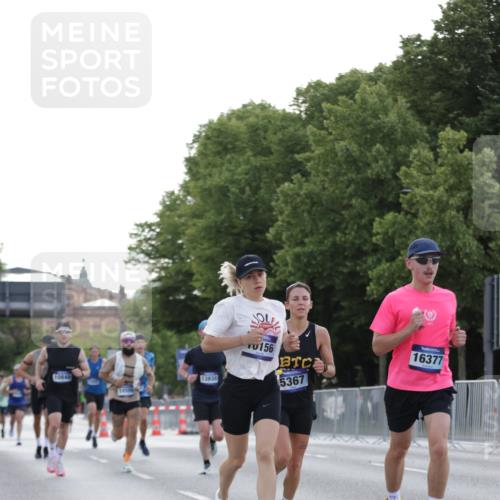 29.06.2025 - hella hamburg halbmarathon Jannik Wohlers http://msf.ph/oto/8187881 29.06.2025 09:44:25 Lombardsbrücke 1065, 1827, 2021, 3201, 3845, 4678, 5367, 7349, 8473, 8731, 10156, 10848, 12287, 12337, 12369, 13838, 13956, 15268, 15583, 15880, 16377, 16508, 16736, 17354, 18567, 18874 meine-sportfotos.de