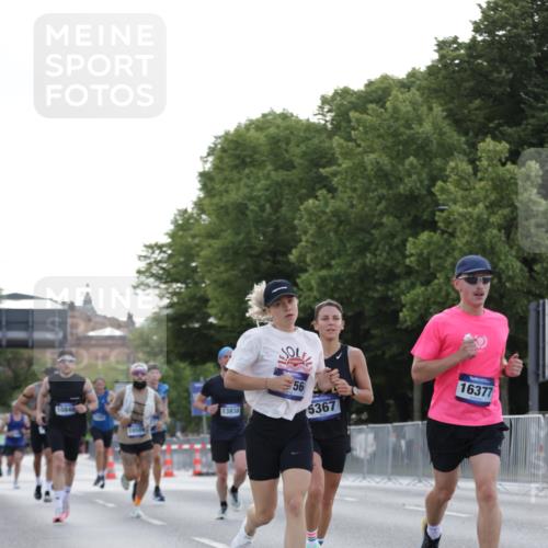 29.06.2025 - hella hamburg halbmarathon Jannik Wohlers http://msf.ph/oto/8187892 29.06.2025 09:44:25 Lombardsbrücke 1065, 1827, 2021, 3201, 3845, 4678, 5367, 7349, 8473, 8731, 10156, 10848, 12287, 12337, 12369, 13838, 13956, 15268, 15583, 15880, 16377, 16508, 16736, 17354, 18567, 18874 meine-sportfotos.de